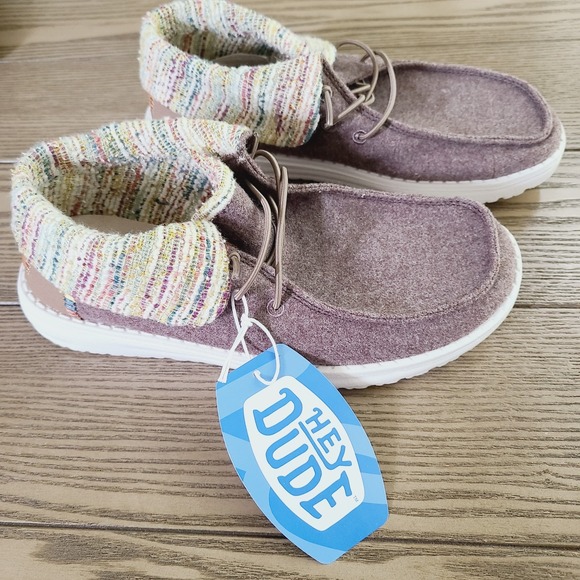 NEW Hey Dude Wendy Fold Youth 5 Loafers Baha Brown Multi Casual Slip On Shoes - Picture 1 of 9